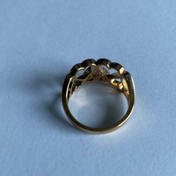 Vintage Heart Ring with a Diamond - Picture 4 of 12
